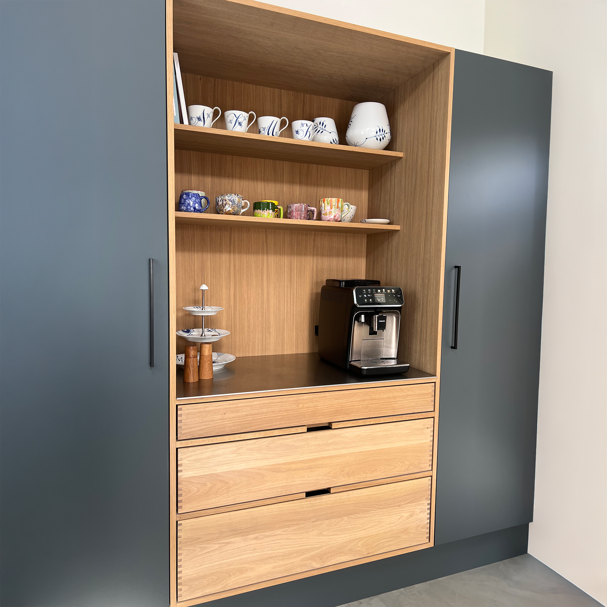 Dansk Sprogbrug & Dansk udtale セット Sjöbergs Scandi 1825 Workbench & Storage Module - Lee Valley